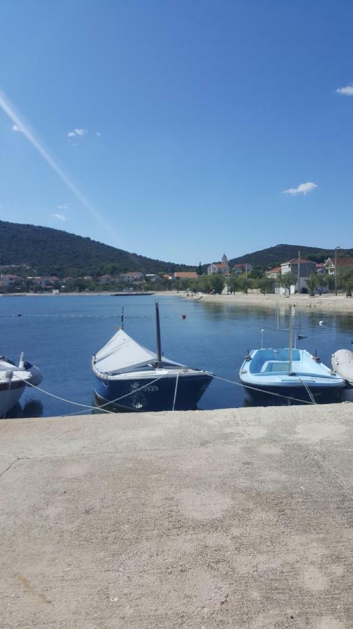 Apartments Anka Vinišće Esterno foto